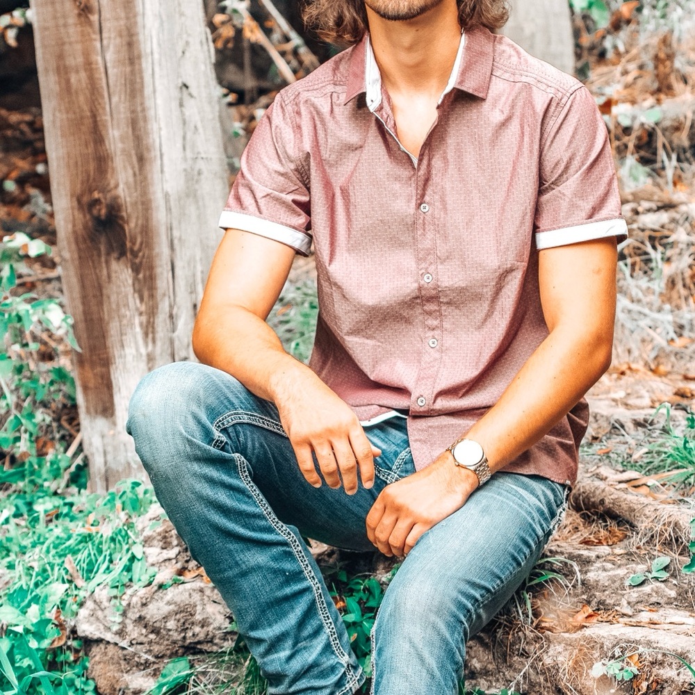 Men’s buckle button up